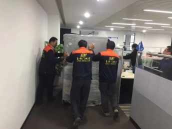 喜臨門專業(yè)搬家公司 一站式搬家與出入境服務專家